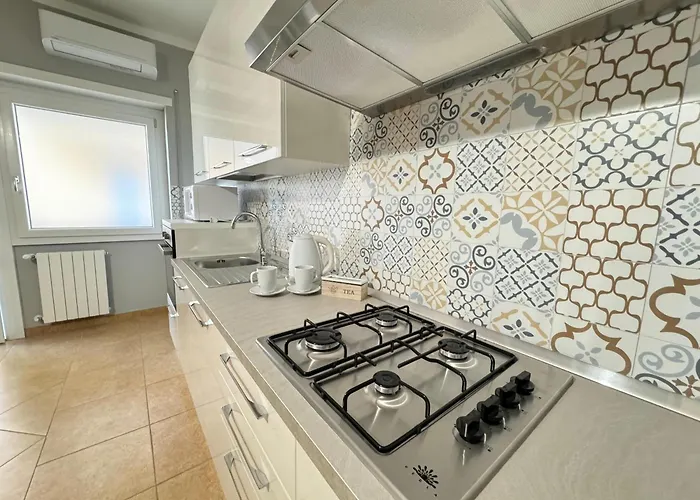 公寓 A Casa Di Mina 拉迪斯波利